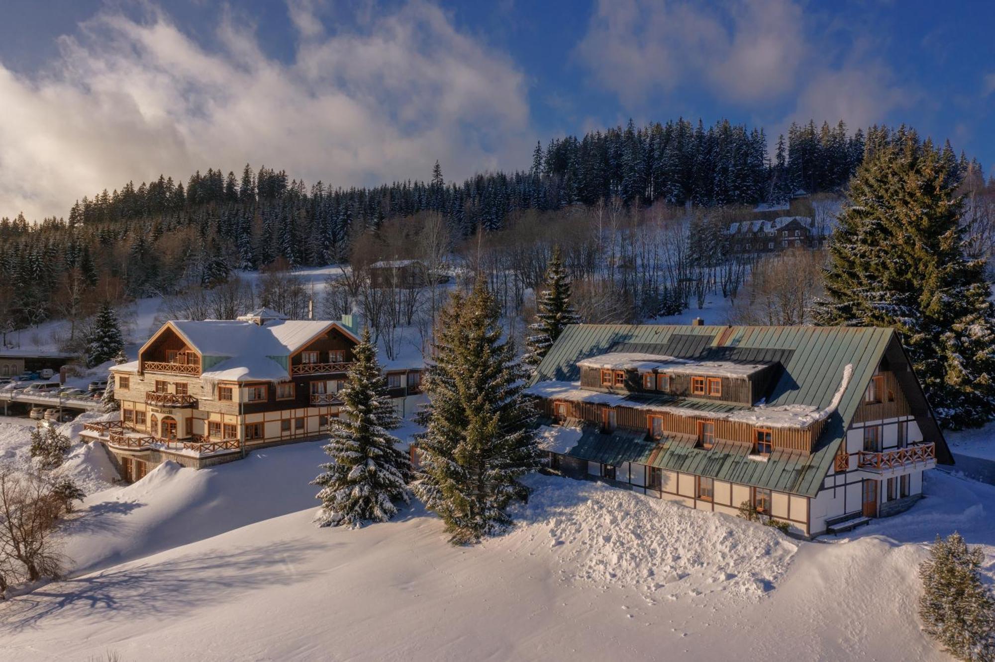 Hotel Zatisi Špindlerŭv Mlýn Extérieur photo