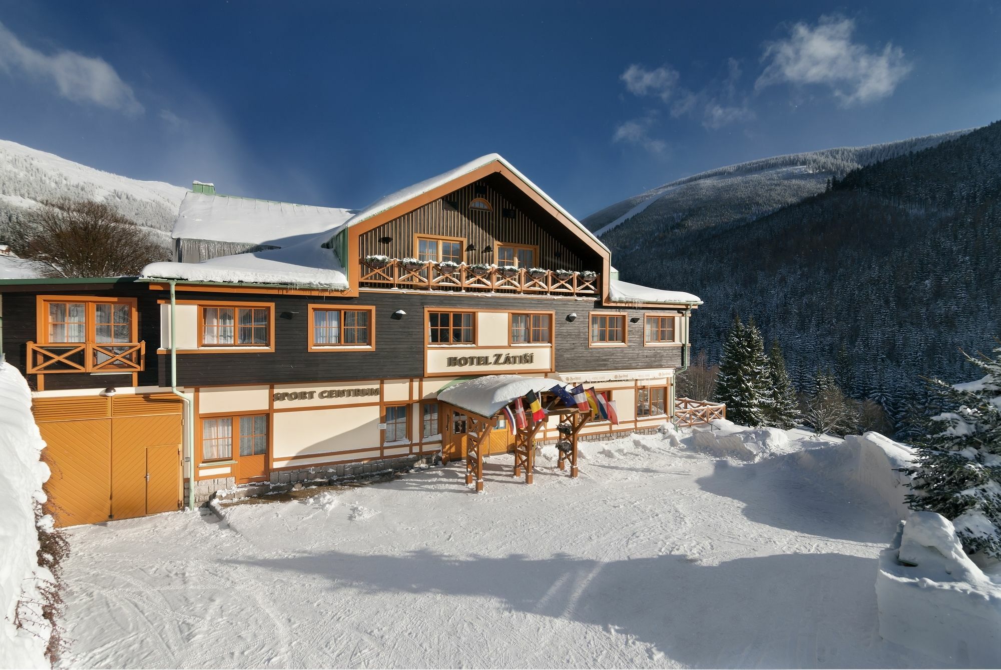 Hotel Zatisi Špindlerŭv Mlýn Extérieur photo